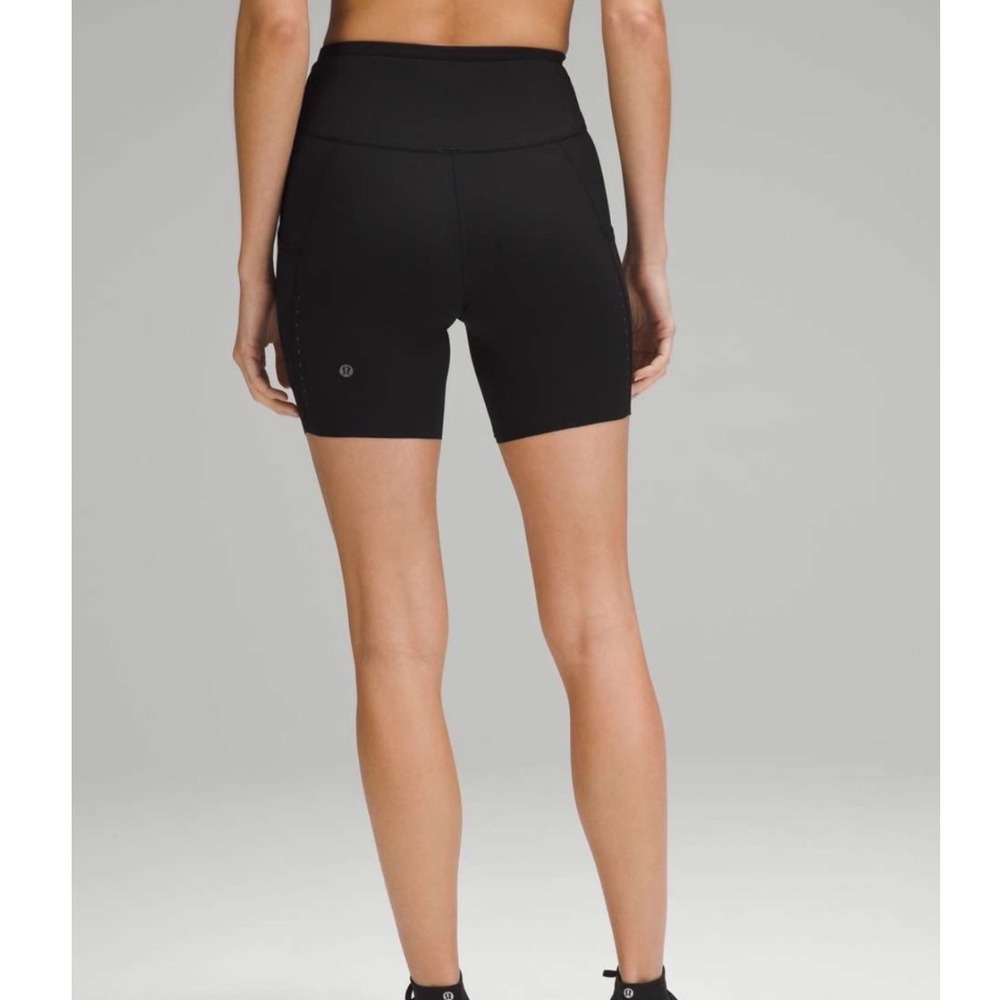 Lululemon Fast and Free High-Rise Short 6" Black Nulux Running Shorts Size 2 - Picture 2 of 11